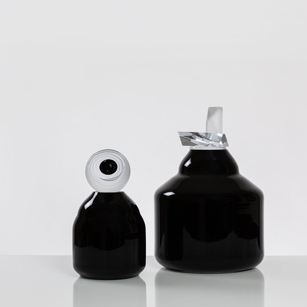 “Embrace” Black Glass Keepsake Urn - Modern Memorials