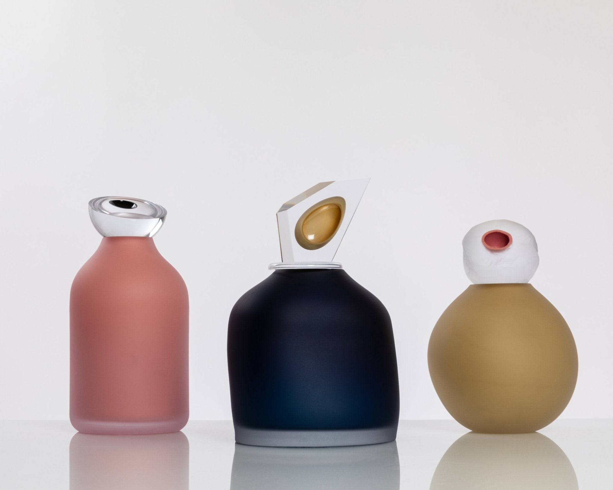 "Ovation" Large Navy Blue Glass Cremation Urn - Modern Memorials