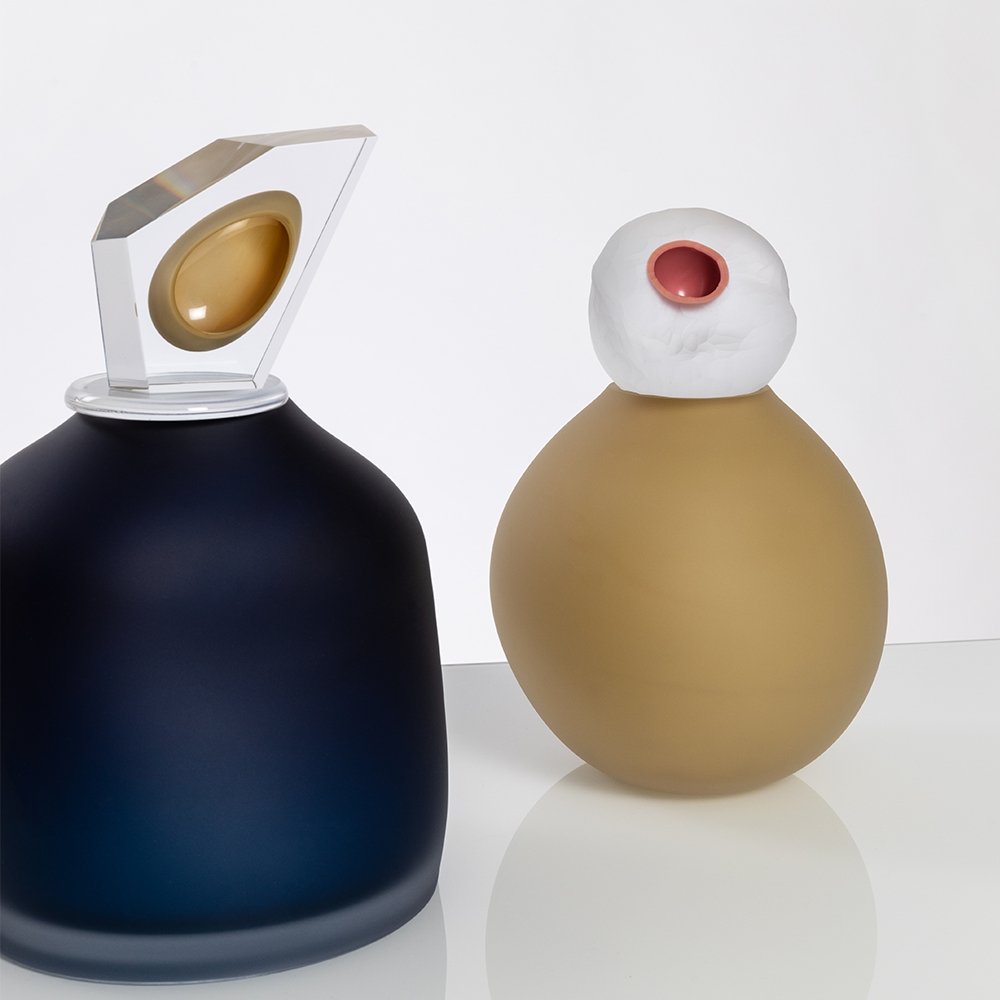 "Ovation" Large Navy Blue Glass Cremation Urn - Modern Memorials