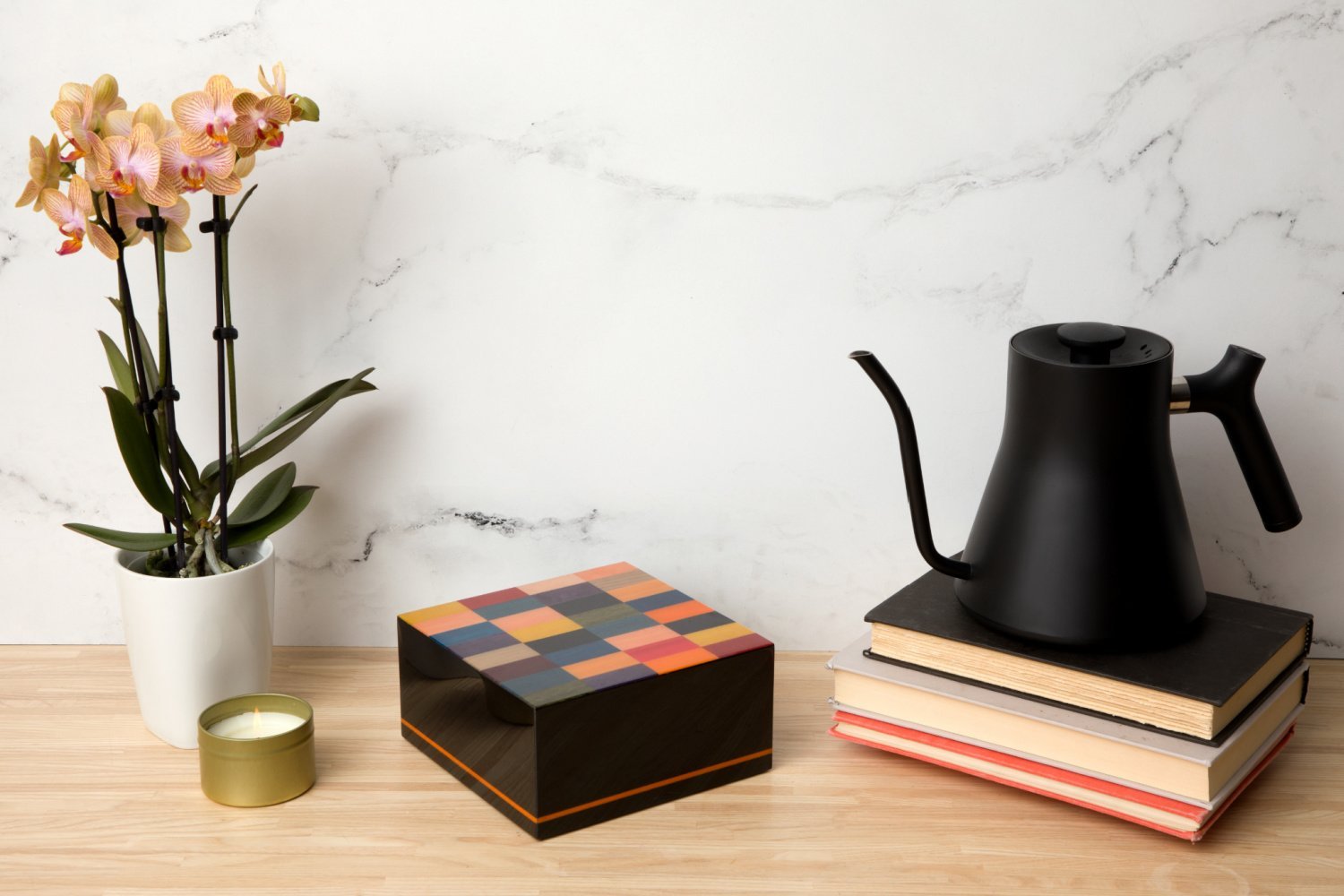 “Vivida” Mid-Sized Italian Lacquered Wooden Keepsake Cremation Urn - Modern Memorials